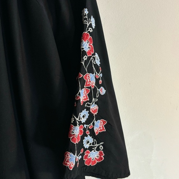 LOVE & LEGEND Sz 14 Tunic Dress Embroidered Floral Tassels Made in India Boho - Picture 4 of 10